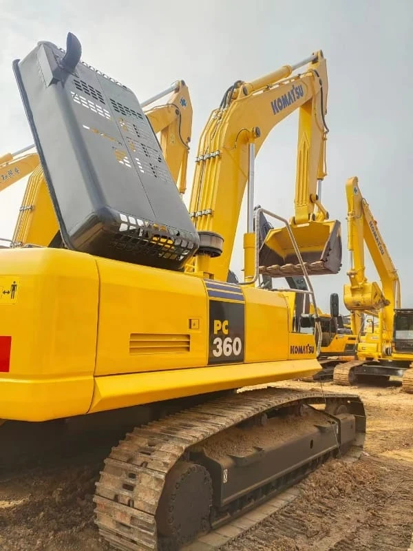 f1 Excavadora hidráulica de orugas Komatsu PC360, original de Japón, de segunda mano – Image 1