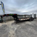 Remolque utilitario tipo cuello de cisne de 83" x 24', capacidad de 14,000 lb, con rampas abatibles