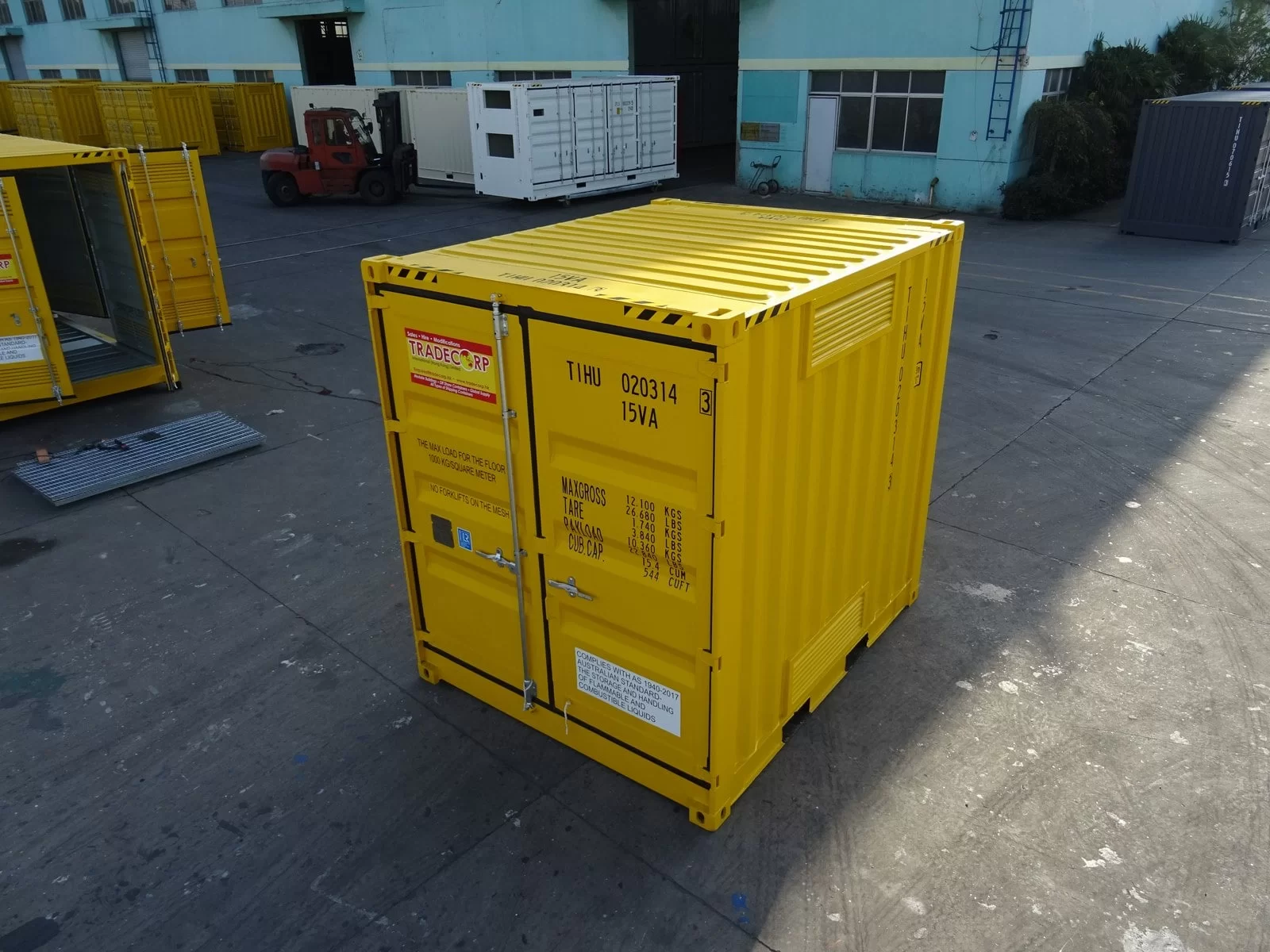 10‘ High Cube Gefahrgutcontainer (Doppelboden)